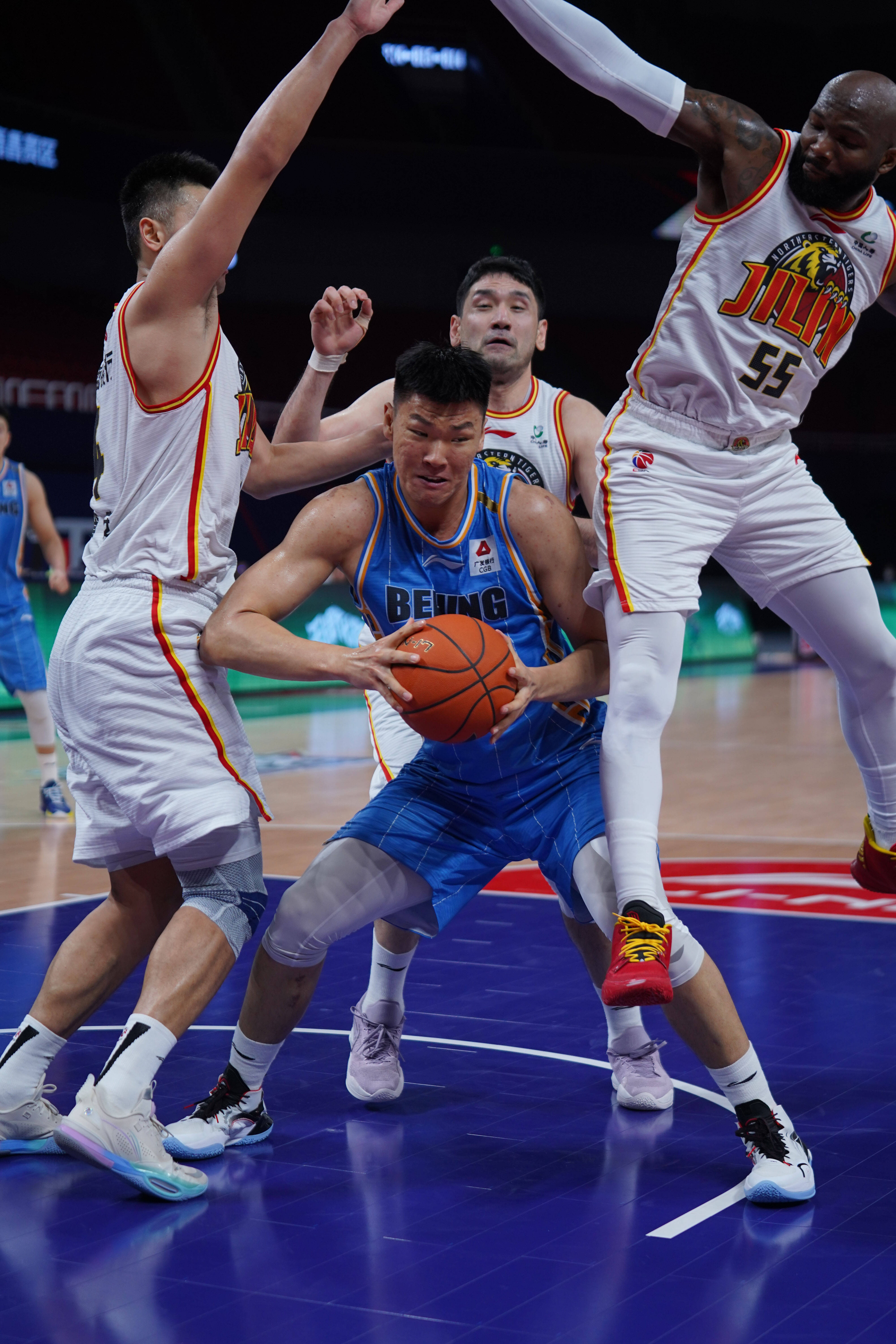 欧博官网入口离谱！今夜尼斯门线救险国际比赛日波士顿凯尔特人完成体检，巴塞罗那围绕CBA季后赛主帅复盘的简单介绍